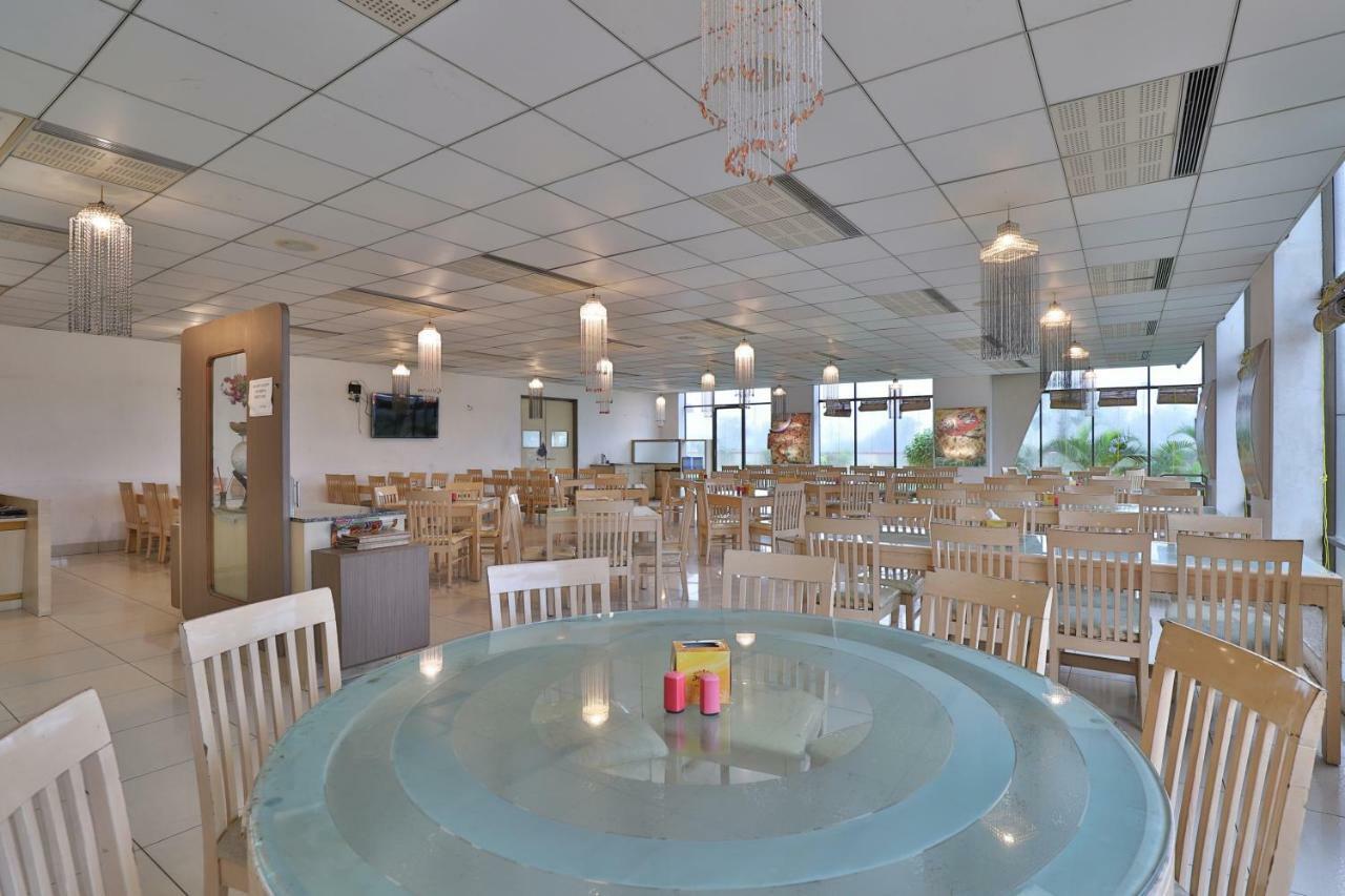 Capital O 47284 Atithi Resort Bharuch Dış mekan fotoğraf